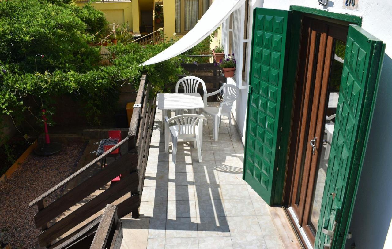 Casa Vacanze "Villa Severina" Iun R6166 R6692 Carbonia Exterior photo